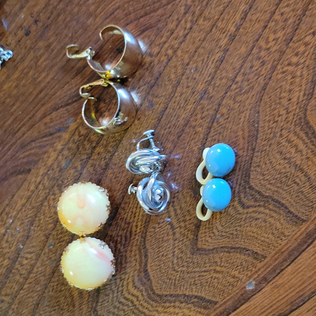 Lot Four Pairs Of Cip On Screw Back Earrings